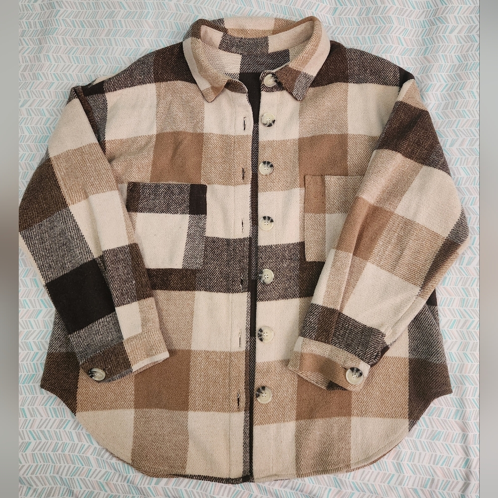 Womens Plaid Button-Up Shirt Jacket